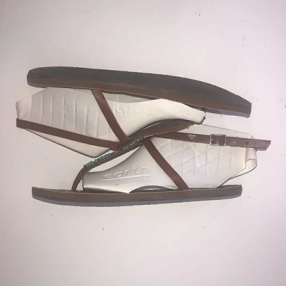 Roxy Sandals T-Strap Women's Size 7/7.5 Brown Multicolor Beading Leather
